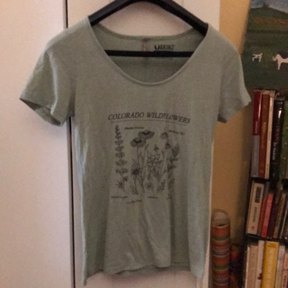Akinz hand-printed “Colorado Wildflowers” t-shirt